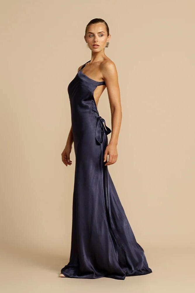 Lunelle | Fluid Elegance