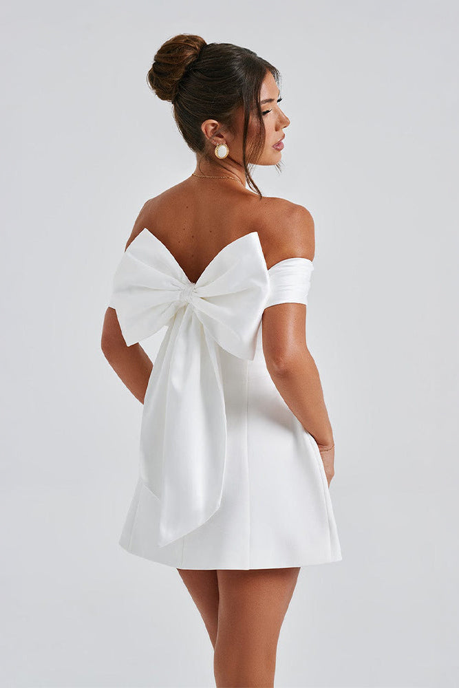 Coralie | Modern Elegance