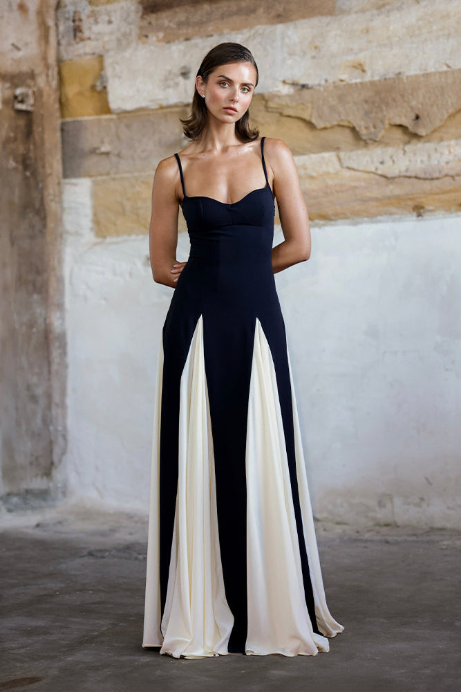 Solène | Timeless Elegance