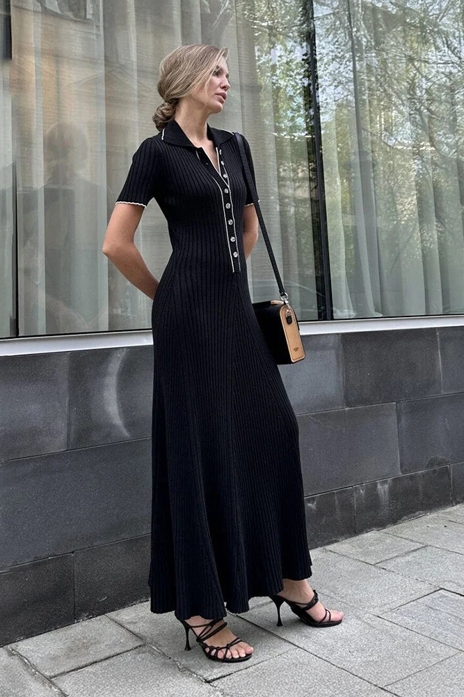 Clara | Classic Elegance