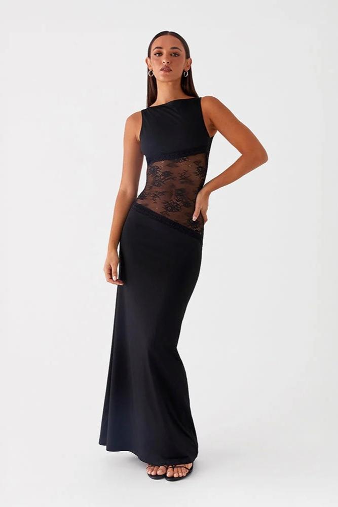 Selena | Sculptural Elegance