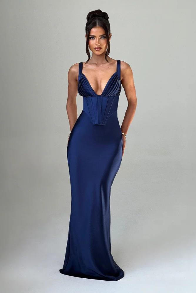 Solandra | Satin Silhouette