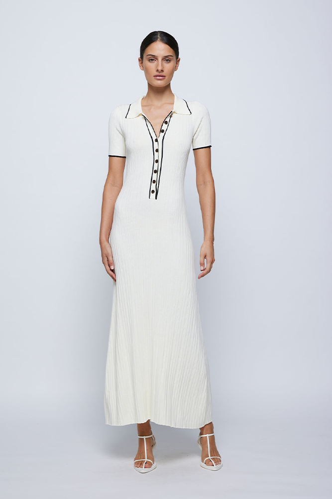 Clara | Classic Elegance