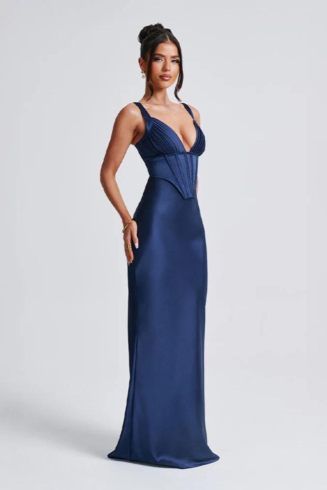 Solandra | Satin Silhouette