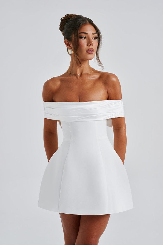 Coralie | Modern Elegance