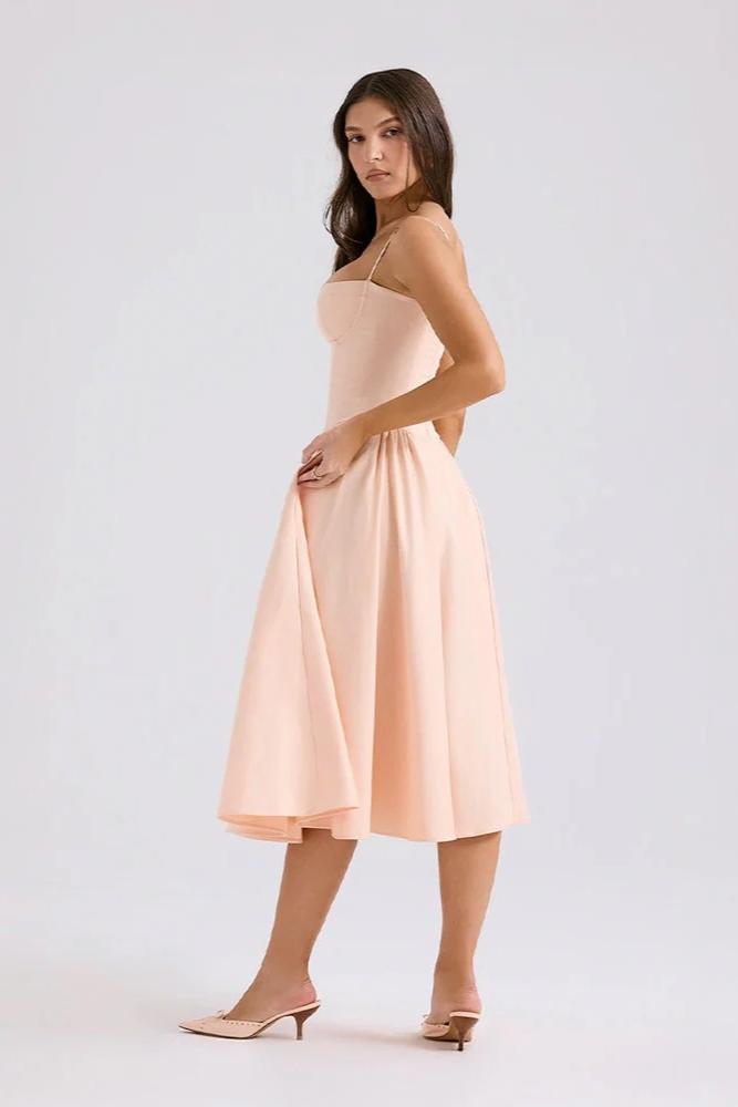 Noémie | Elegant Sun