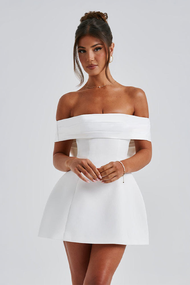 Coralie | Modern Elegance