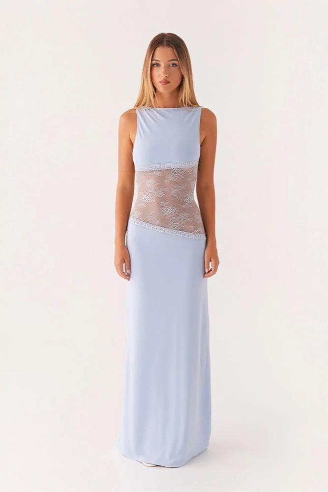 Selena | Sculptural Elegance